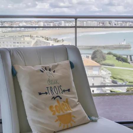 Fregates - Vue Exceptionelle Au 12eme Etage * La Chaume